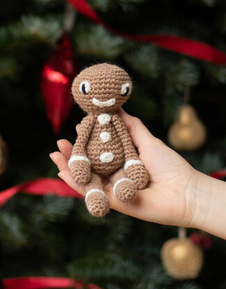 Toft Gingerbread Man and Snowman Crochet Kit