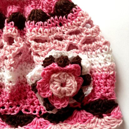 Rosebud hat