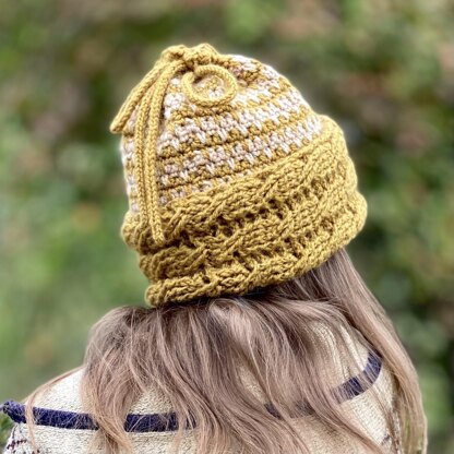 Amber cable hat/cowl