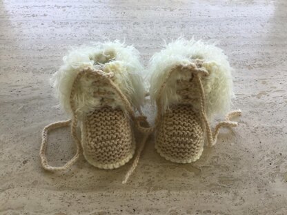 Baby Girl Faux Fur Top Booties