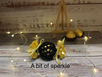 Sweetie Chocolate Wrapper Favour Ferrero Rocher Cover Knitting Pattern