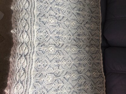 Cecilia wedding shawl