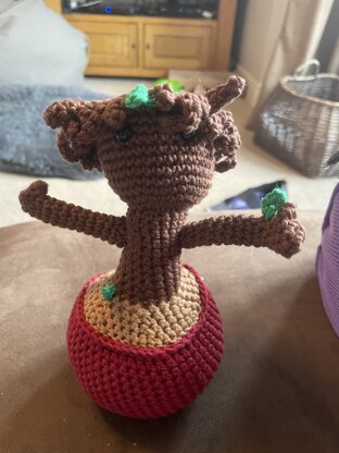 Baby Groot Amigurumi