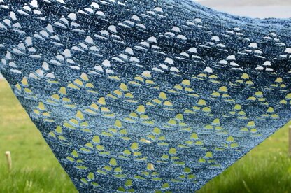 Stacking Triangles Shawl