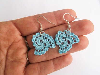 Three petal earrings