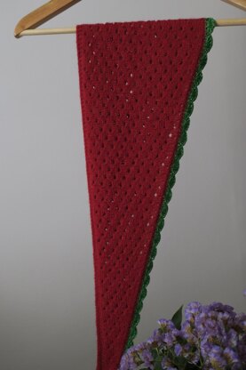 Sweet Strawberry Scarf