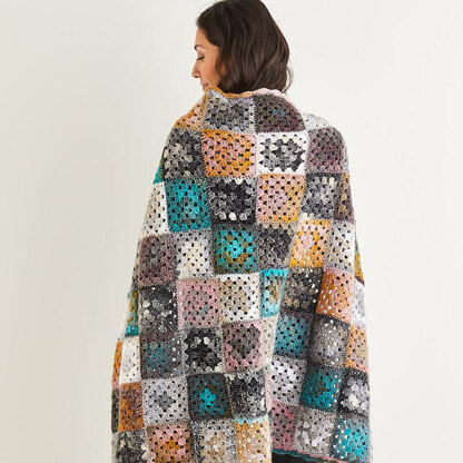 Sirdar 10144 Crochet Granny Square Blanket in Jewelspun PDF