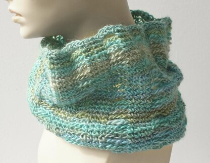 Versatile Crochet Cowl Scarf