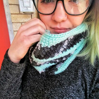 Chrisley Cowl