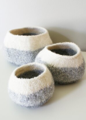 Knit Wool Felt Graduated Ombre Pods / Bowls (in 4", 6", and 8" diameter)