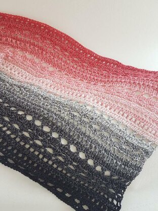 Twirrewyn Shawl