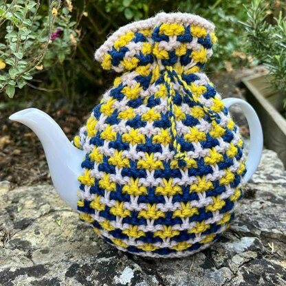 Textured Tweed 4 Cup Teapot Cosy Knitting Pattern