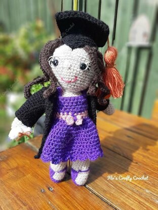 Crochet graduation cheap doll free pattern