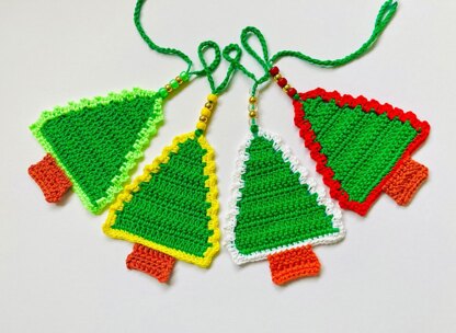 Christmas tree garland by HueLaVive