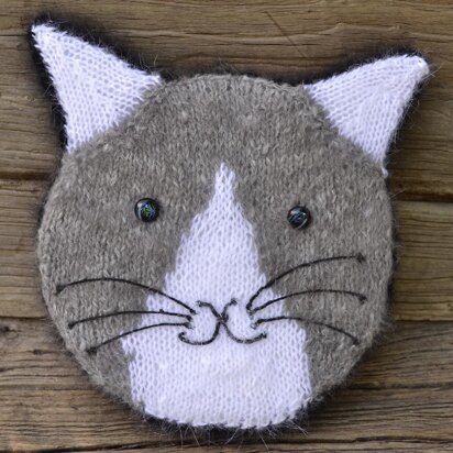 Knit Your Cat Pillow