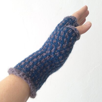 Graph Paper Mitts