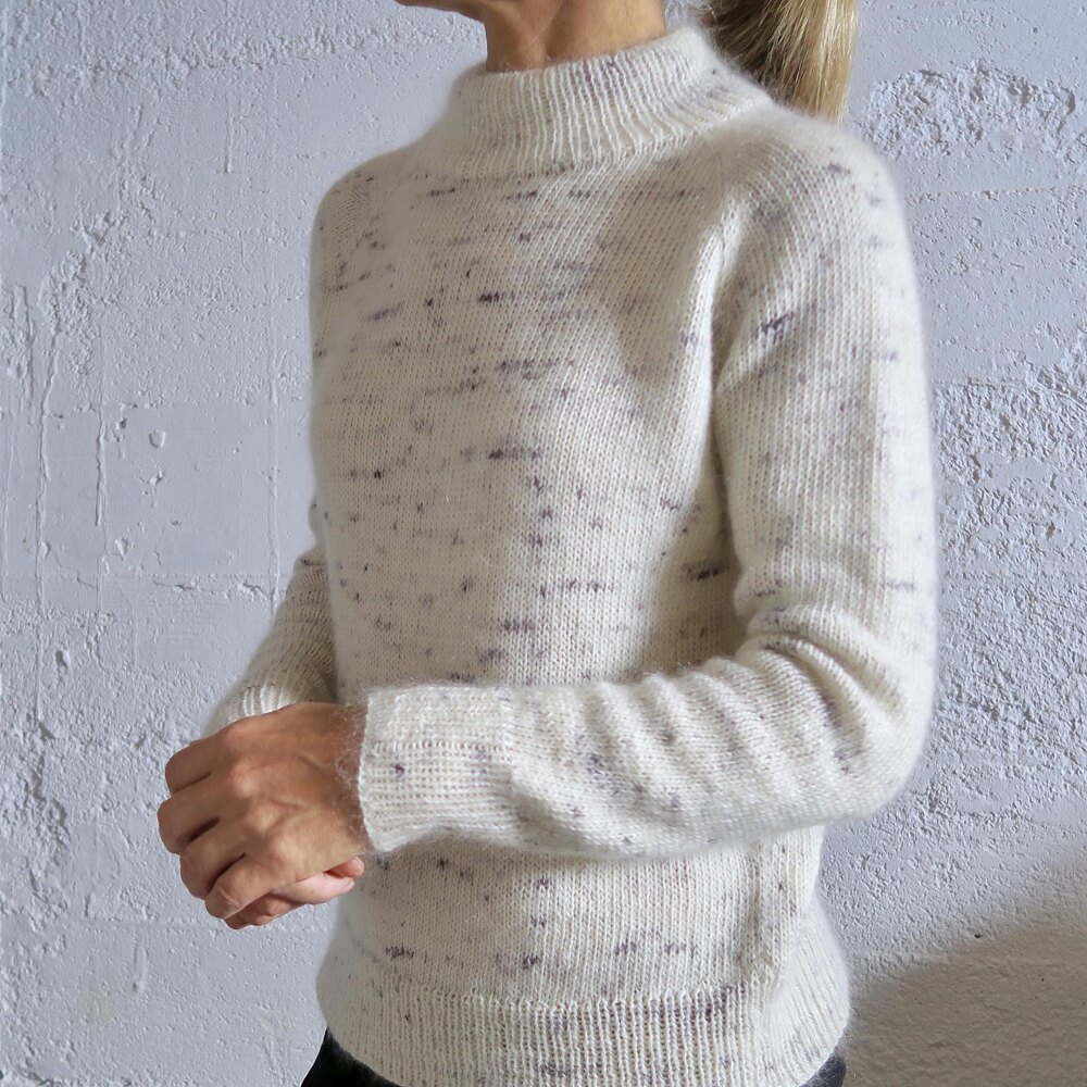 Footprints in the Snow Knitting pattern by Heidi Kirrmaier