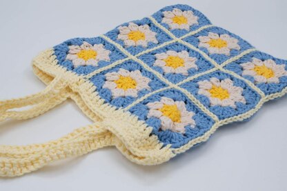 Daisy Granny Square Bag
