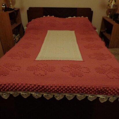 Hearts Bedspread