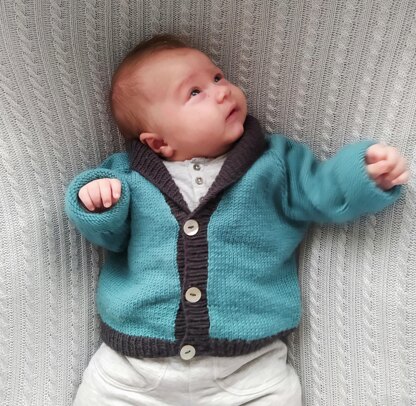 Caress Baby Cardigan Knitting Pattern | 0-24 months