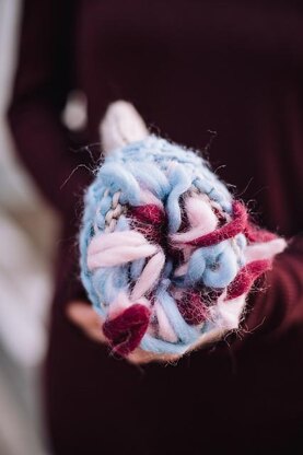 Heart of Hearts Mittens