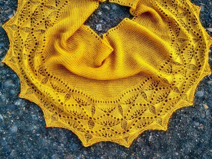 Autumn Gold Shawl