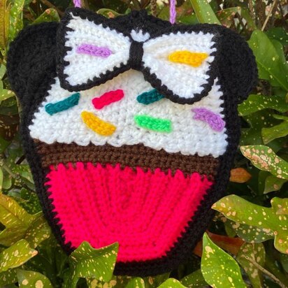 Crochet cupcake purse/ crochet handbag pattern pdf