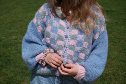 Elmer Cardigan: A Colorful and Textured Knit