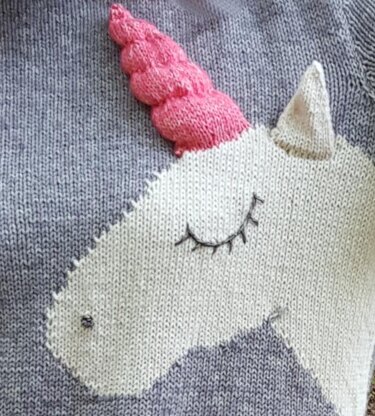 Unicorn & Rainbows Sweater ADULT