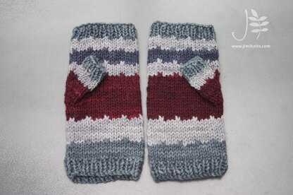 Under Duress FINGERLESS MITTS