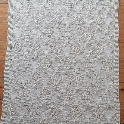 Textured Diamond Baby Blanket