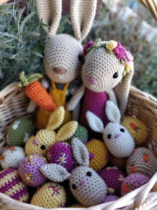 Easter Set Collection Rose and Peter Rabbit Bunny Bunnies, Easter Egg, Carrot Bunny and Embroider Eggs garland amigurumi set