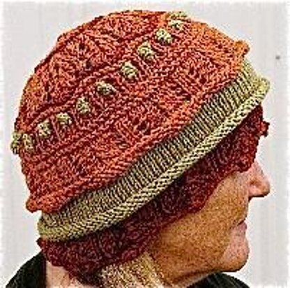 3 tiered Hat with Bobbles