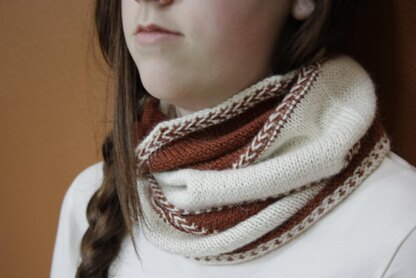 Baltic Braid Cowl