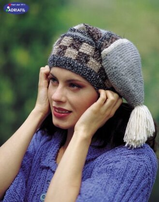 Cap  with Jacquard Pattern and Beige Tassel in Adriafil Sierra Andina - Downloadable PDF