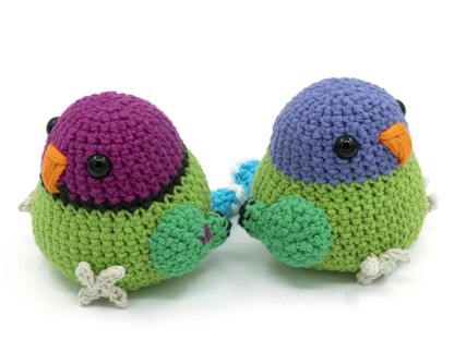 Amigurumi Plum-headed Parakeet