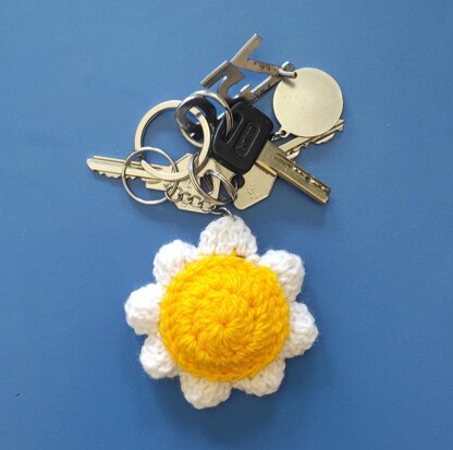 Daisy Keychain