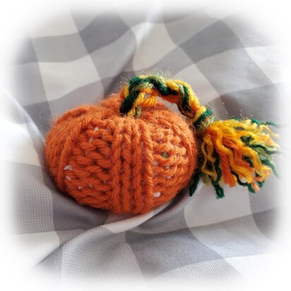 Little Knit Pumpkin Knitting Pattern