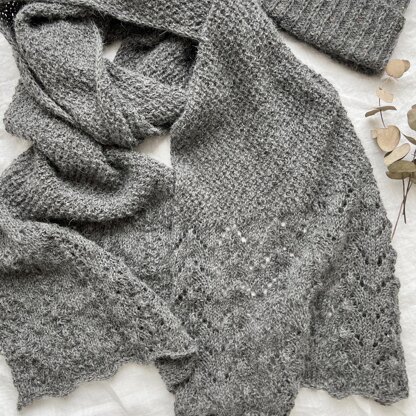 Alpaca blanket scarf