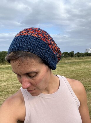 Clochán an Aifir Beanie