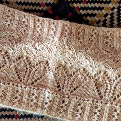 Lace Knit Cowl