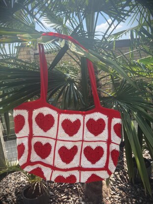 Heart Granny Square Bag