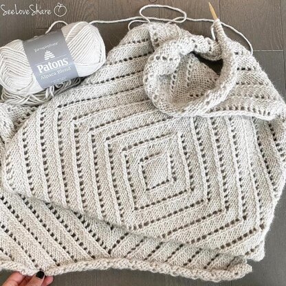 Geometric Eyelet Throw