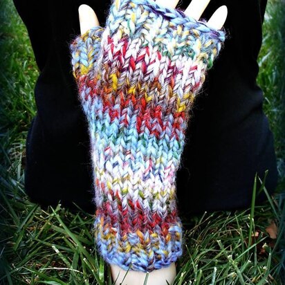 Mitts for Juliet - knitting pattern