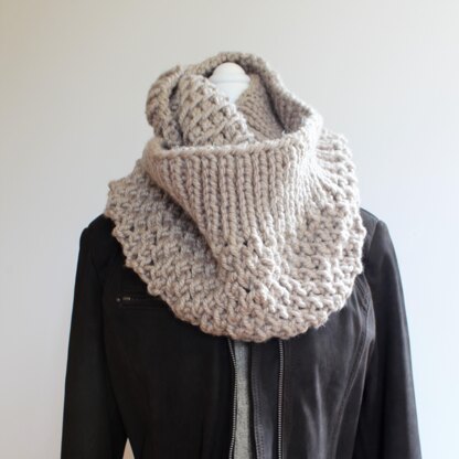 Double Chunky Cowl