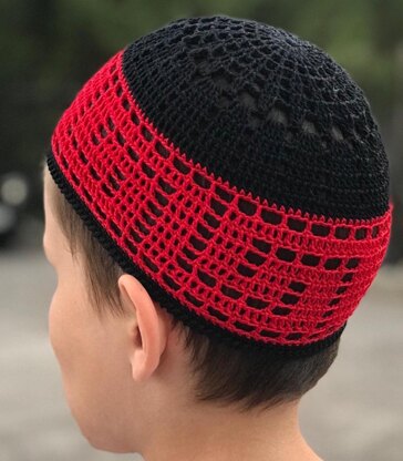 Crochet kufi cap with Greek key design