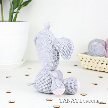 Crochet Pattern of Photo Frame ELEPHANT 8"