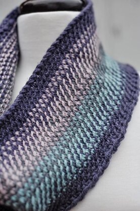 Scrappy Split Stitch Cowl