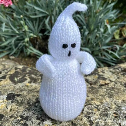 Halloween Ghost Toy Knitting Pattern - Doll Knitting Pattern
