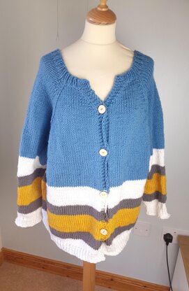 The knitted Dory Cardigan